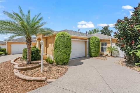 Villa ou maison à vendre à The Villages, Floride: 2 chambres, 135.82 m2 № 1885945 - photo 2