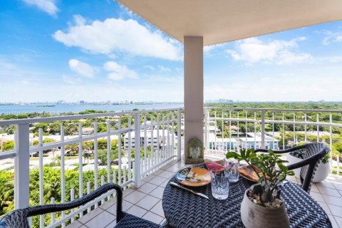 Condo in Miami, Florida, 2 bedrooms  № 1833702 - photo 14