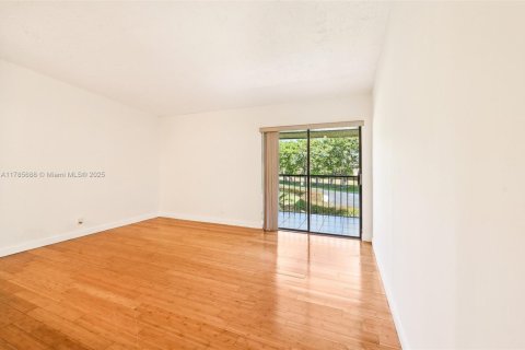 Condominio en venta en Delray Beach, Florida, 2 dormitorios, 87.33 m2 № 1731816 - foto 13