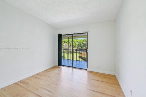Condominio en venta en Delray Beach, Florida, 2 dormitorios, 87.33 m2 № 1731816 - foto 24