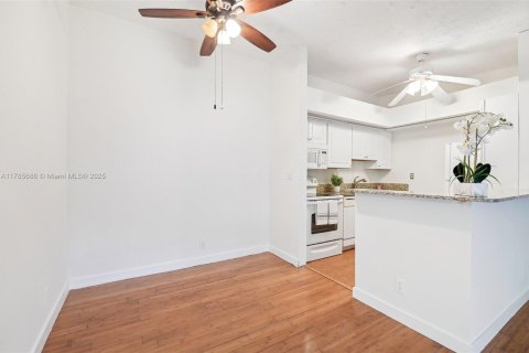 Condominio en venta en Delray Beach, Florida, 2 dormitorios, 87.33 m2 № 1731816 - foto 7