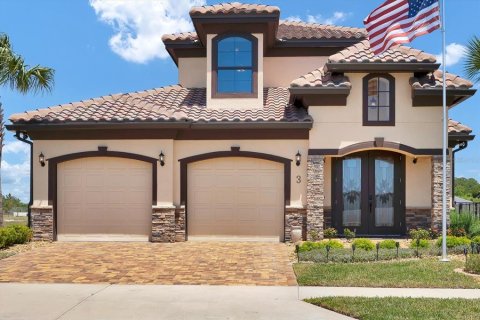 House in Palm Coast, Florida 2 bedrooms, 257.71 sq.m. № 1680491 - photo 3
