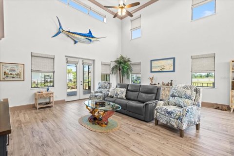 House in Palm Coast, Florida 2 bedrooms, 257.71 sq.m. № 1680491 - photo 19