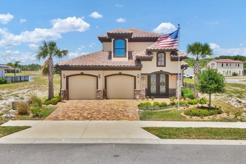 House in Palm Coast, Florida 2 bedrooms, 257.71 sq.m. № 1680491 - photo 2
