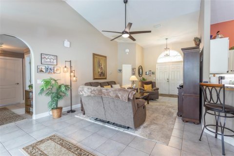 House in Palm Coast, Florida 3 bedrooms, 198.72 sq.m. № 1852841 - photo 13