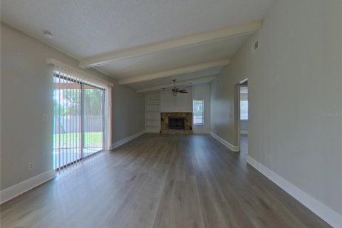 House in Safety Harbor, Florida 3 bedrooms, 186.55 sq.m. № 1910993 - photo 4