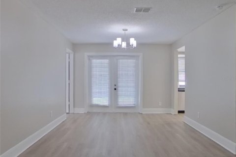 House in Safety Harbor, Florida 3 bedrooms, 186.55 sq.m. № 1910993 - photo 7