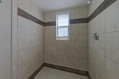 House in Safety Harbor, Florida 3 bedrooms, 186.55 sq.m. № 1910993 - photo 12