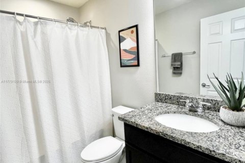 Townhouse in Jacksonville, Florida 3 bedrooms № 1863519 - photo 12