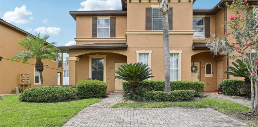 Townhouse in Davenport, Florida 4 bedrooms, 172.43 sq.m. № 1815295