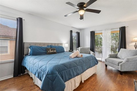 Townhouse in Davenport, Florida 4 bedrooms, 172.43 sq.m. № 1815295 - photo 7