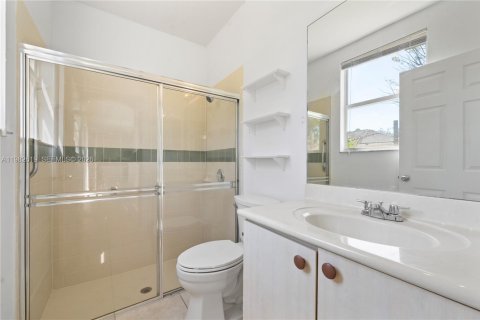 Купить виллу или дом в Хомстед, Флорида 4 спальни, 258.83м2, № 2050067 - фото 23