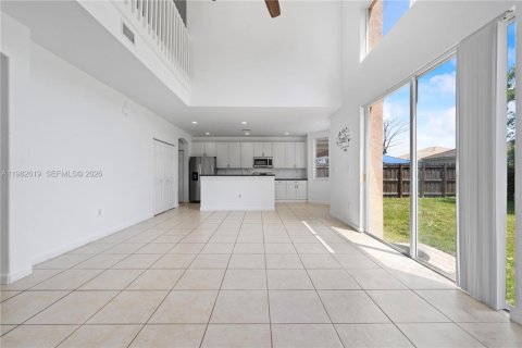 Купить виллу или дом в Хомстед, Флорида 4 спальни, 258.83м2, № 2050067 - фото 4