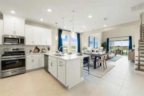 Villa ou maison à vendre à Apollo Beach, Floride: 4 chambres, 246.38 m2 № 2389221 - photo 10