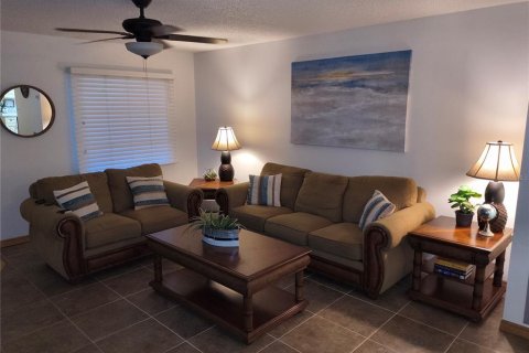 Appartement à louer à Englewood, Floride: 2 chambres, 127.55 m2 № 1871099 - photo 3