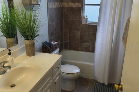Appartement à louer à Englewood, Floride: 2 chambres, 127.55 m2 № 1871099 - photo 11