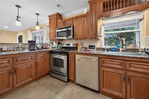 House in Orlando, Florida 3 bedrooms, 106.56 sq.m. № 2291630 - photo 5