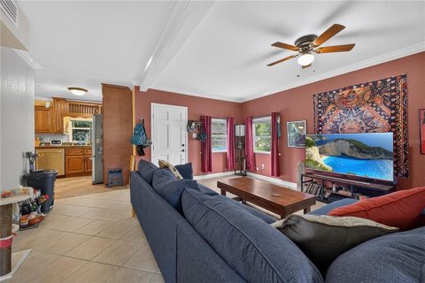 House in Orlando, Florida 3 bedrooms, 106.56 sq.m. № 2291630 - photo 13