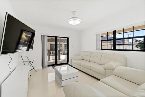 Купить кондоминиум в Коко-Бич, Флорида 7 комнат, 102.29м2, № 1685086 - фото 17