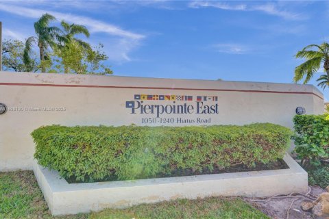 Copropriété à vendre à Pembroke Pines, Floride: 2 chambres, 79.9 m2 № 2153895 - photo 24