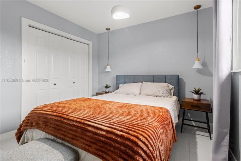 Casa en venta en Wilton Manors, Florida, 4 dormitorios, 163.6 m2 № 2055173 - foto 26