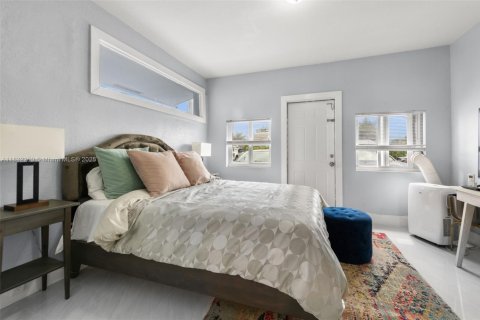 Casa en venta en Wilton Manors, Florida, 4 dormitorios, 163.6 m2 № 2055173 - foto 22