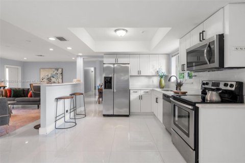 Casa en venta en Wilton Manors, Florida, 4 dormitorios, 163.6 m2 № 2055173 - foto 18