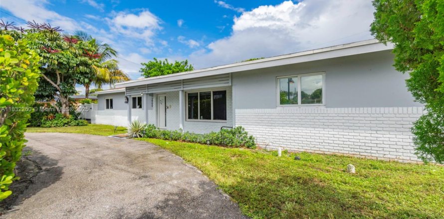 Casa en Wilton Manors, Florida 4 dormitorios, 163.6 m2 № 2055173