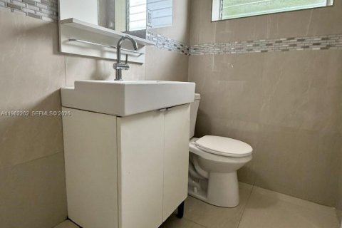 Снять в аренду квартиру в Халландейл-Бич, Флорида 1 спальня, 78.97м2, № 2024902 - фото 13