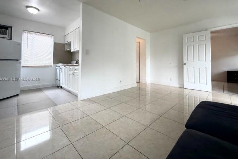 Снять в аренду квартиру в Халландейл-Бич, Флорида 1 спальня, 78.97м2, № 2024902 - фото 14