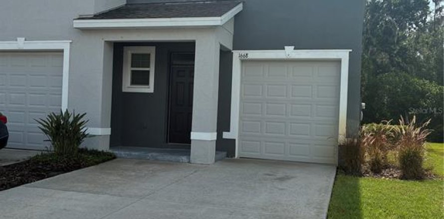 Adosado en Wesley Chapel, Florida 3 dormitorios, 163.32 m2 № 1834803