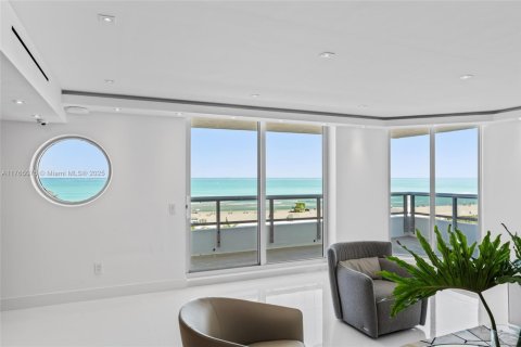 Condo in Miami Beach, Florida, 4 bedrooms  № 1943232 - photo 5