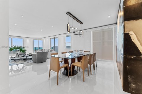 Condo in Miami Beach, Florida, 4 bedrooms  № 1943232 - photo 6