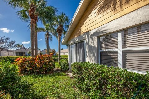 Casa en venta en Venice, Florida, 2 dormitorios, 161.93 m2 № 1688085 - foto 1