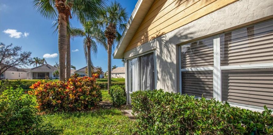Casa en Venice, Florida 2 dormitorios, 161.93 m2 № 1688085