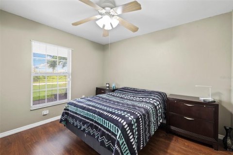 House in Lehigh Acres, Florida 3 bedrooms, 131.74 sq.m. № 1417514 - photo 17