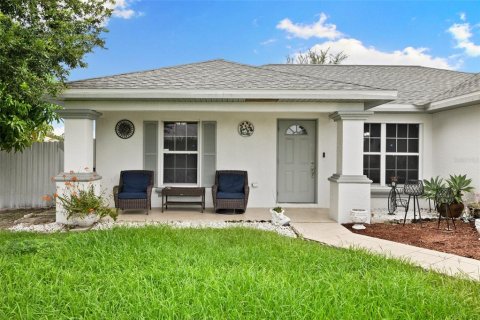 House in Lehigh Acres, Florida 3 bedrooms, 131.74 sq.m. № 1417514 - photo 4