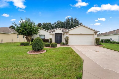 Villa ou maison à vendre à Ocala, Floride: 3 chambres, 164.25 m2 № 2400098 - photo 2
