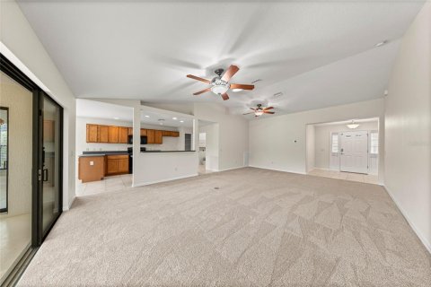 Villa ou maison à vendre à Ocala, Floride: 3 chambres, 164.25 m2 № 2400098 - photo 19