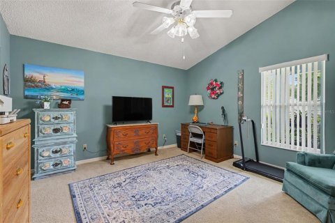 House in Ocala, Florida 2 bedrooms, 169.18 sq.m. № 2236384 - photo 12