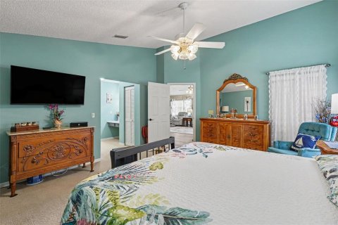 House in Ocala, Florida 2 bedrooms, 169.18 sq.m. № 2236384 - photo 21