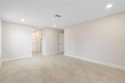 Casa en venta en New Port Richey, Florida, 3 dormitorios, 249.91 m2 № 1673905 - foto 13