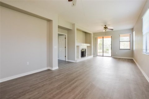 Casa en venta en Kissimmee, Florida, 2 dormitorios, 143.35 m2 № 1740511 - foto 2