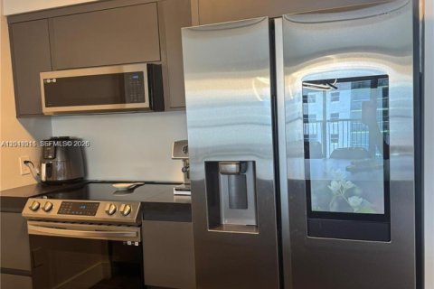 Condo in Miami, Florida, 1 bedroom  № 2074938 - photo 10