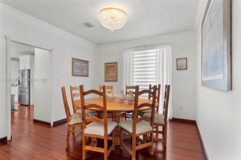 Купить виллу или дом в Майами, Флорида 4 спальни, № 1986211 - фото 9