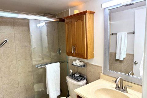Купить кондоминиум в Палм Спрингс, Флорида 3 комнаты, 60.39м2, № 2084096 - фото 9