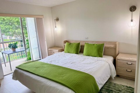 Купить кондоминиум в Палм Спрингс, Флорида 3 комнаты, 60.39м2, № 2084096 - фото 11
