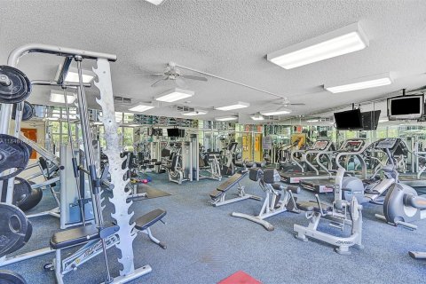 Купить кондоминиум в Авентура, Флорида 2 спальни, 126.44м2, № 1842912 - фото 11