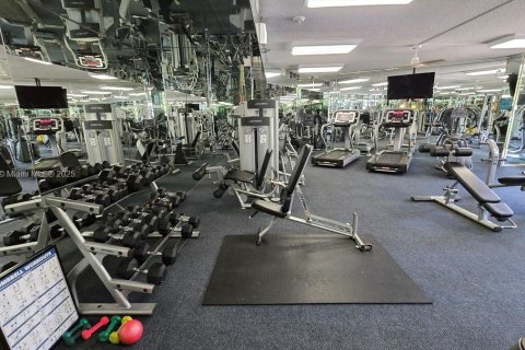 Купить кондоминиум в Авентура, Флорида 2 спальни, 126.44м2, № 1842912 - фото 15