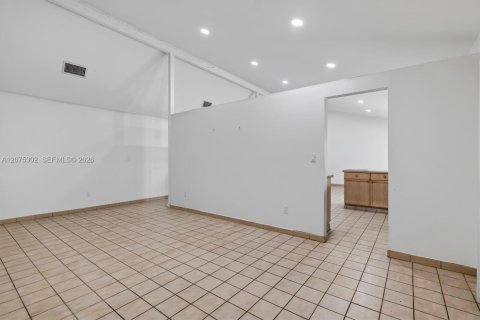 Casa en venta en Miami, Florida, 3 dormitorios, 157.47 m2 № 2383072 - foto 22
